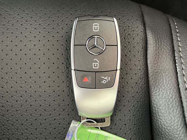 Thumbnail: 2024 Mercedes-Benz GLE - 42