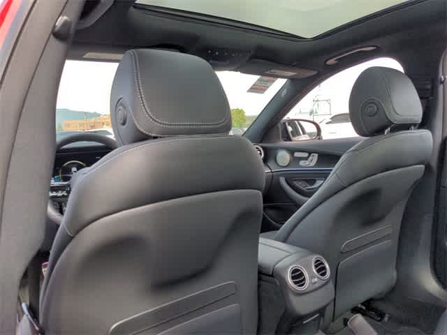 Thumbnail: 2022 Mercedes-Benz E-Class - 25