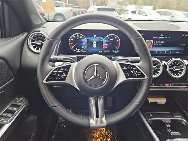 Thumbnail: 2025 Mercedes-Benz GLB - 24