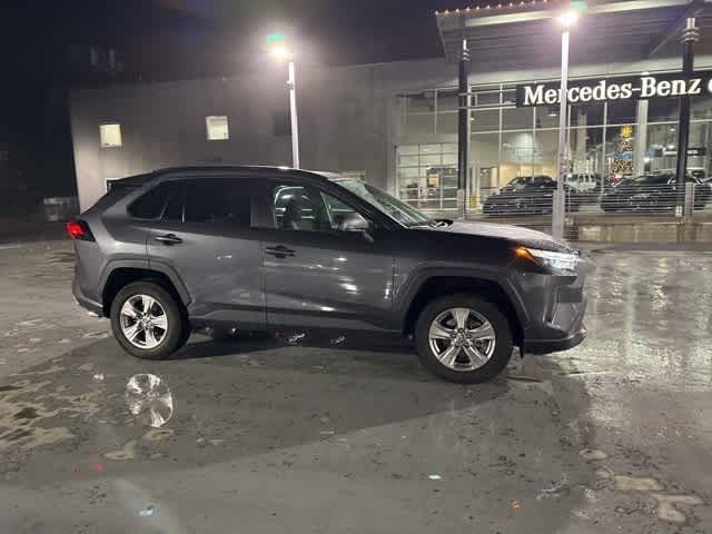 Thumbnail: 2022 Toyota RAV4 - 4