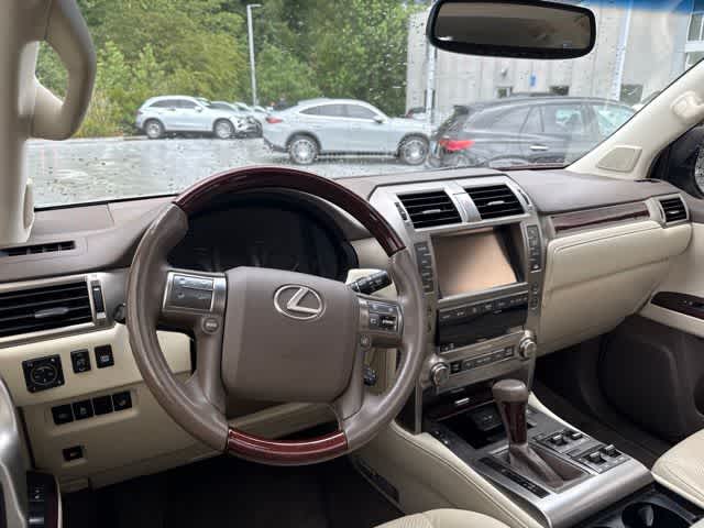 Thumbnail: 2015 Lexus GX - 12