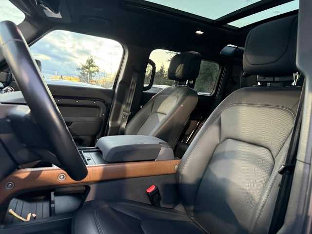 Thumbnail: 2023 Land Rover Defender - 13