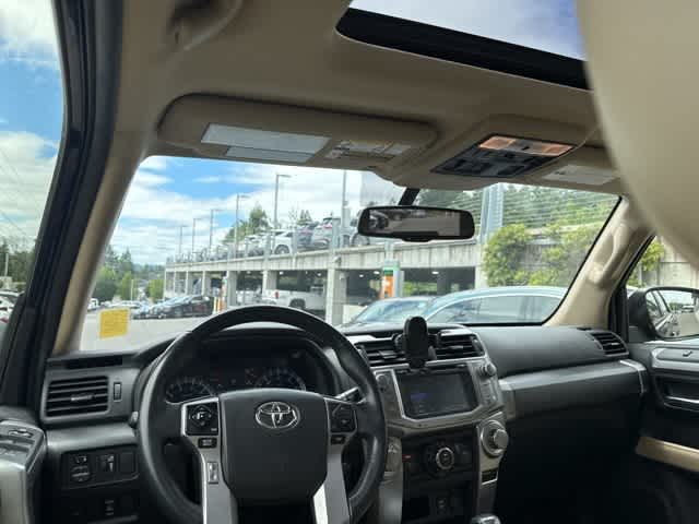 Thumbnail: 2016 Toyota 4Runner - 12