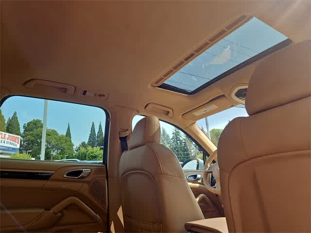 Thumbnail: 2014 Porsche Cayenne - 23