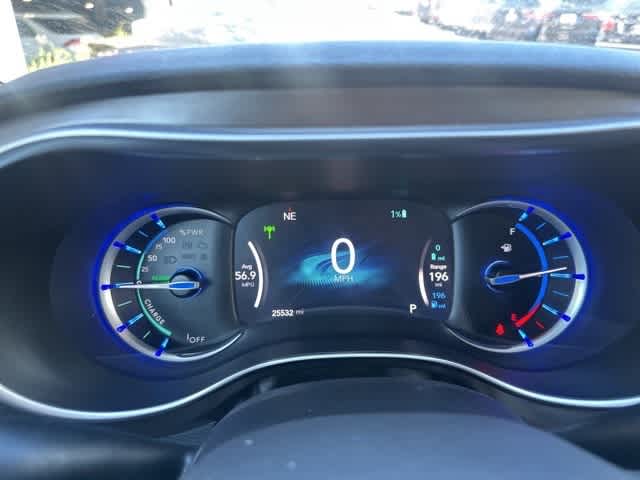 Thumbnail: 2018 Chrysler Pacifica - 15