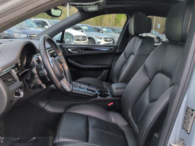 Thumbnail: 2018 Porsche Macan - 17