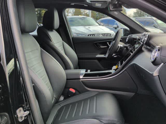 Thumbnail: 2026 Mercedes-Benz GLC - 21