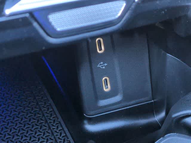 Thumbnail: 2026 Mercedes-Benz GLC - 31