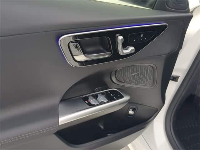 Thumbnail: 2025 Mercedes-Benz C-Class - 17