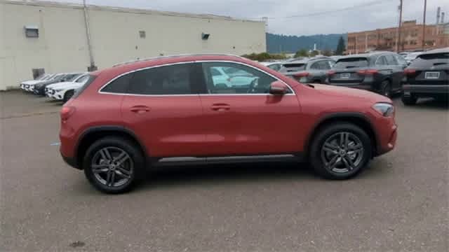 Thumbnail: 2026 Mercedes-Benz GLA - 9