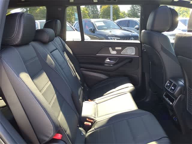 Thumbnail: 2026 Mercedes-Benz GLS - 21