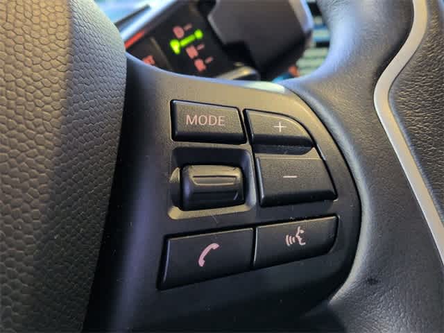 Thumbnail: 2015 BMW i3 - 23