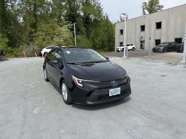 Thumbnail: 2023 Toyota Corolla - 3