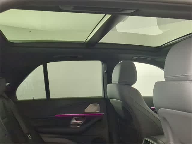 Thumbnail: 2026 Mercedes-Benz GLE - 22