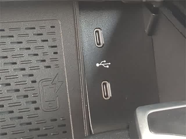 Thumbnail: 2026 Mercedes-Benz GLE - 32