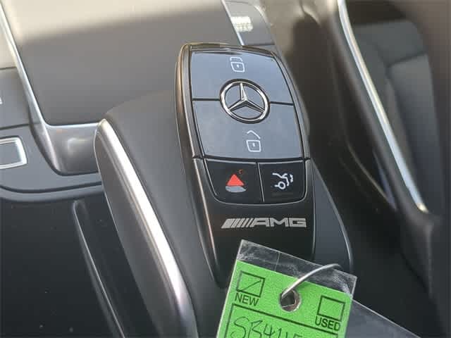 Thumbnail: 2025 Mercedes-Benz GL-Class - 37