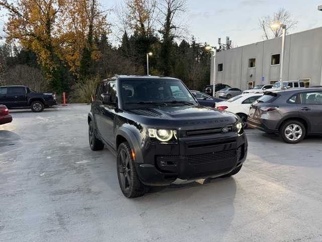 Thumbnail: 2023 Land Rover Defender - 3