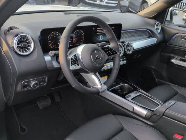 Thumbnail: 2026 Mercedes-Benz GLB - 10