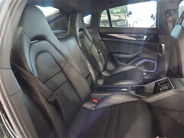 Thumbnail: 2018 Porsche Panamera - 22
