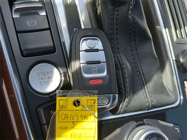 Thumbnail: 2012 Audi Q5 - 37