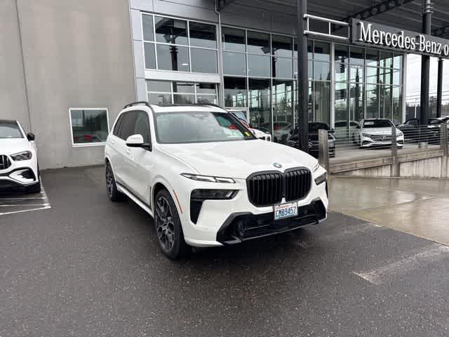 Thumbnail: 2024 BMW X7 - 3