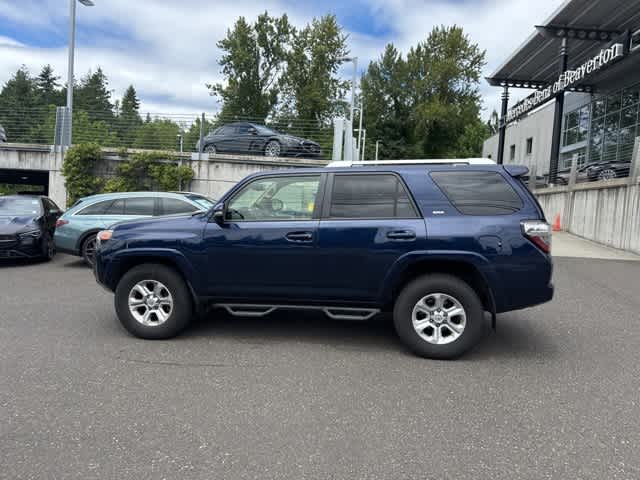 Thumbnail: 2016 Toyota 4Runner - 8