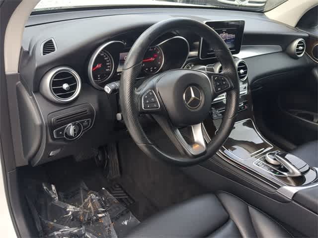 Thumbnail: 2016 Mercedes-Benz GLC - 10