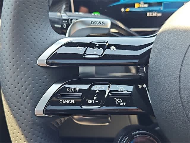 Thumbnail: 2025 Mercedes-Benz GLC - 26