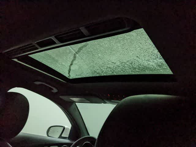 Thumbnail: 2022 Mercedes-Benz GLC - 29