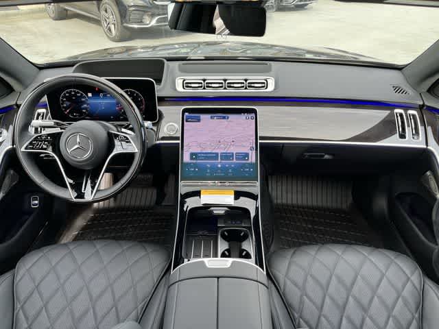 Thumbnail: 2024 Mercedes-Benz S-Class - 16
