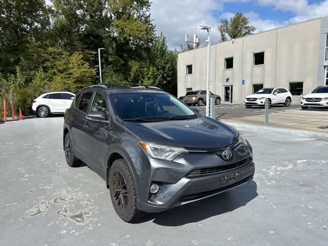 Thumbnail: 2017 Toyota RAV4 - 3