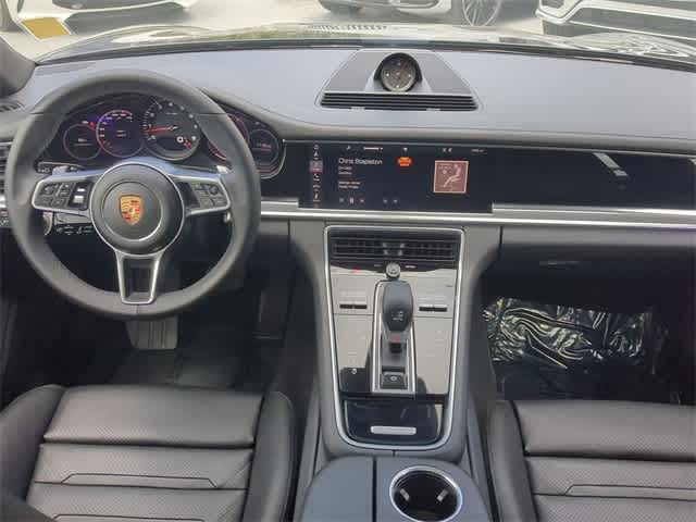 Thumbnail: 2018 Porsche Panamera - 16