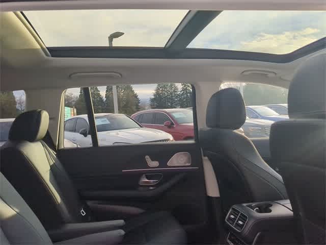 Thumbnail: 2026 Mercedes-Benz GLS - 22