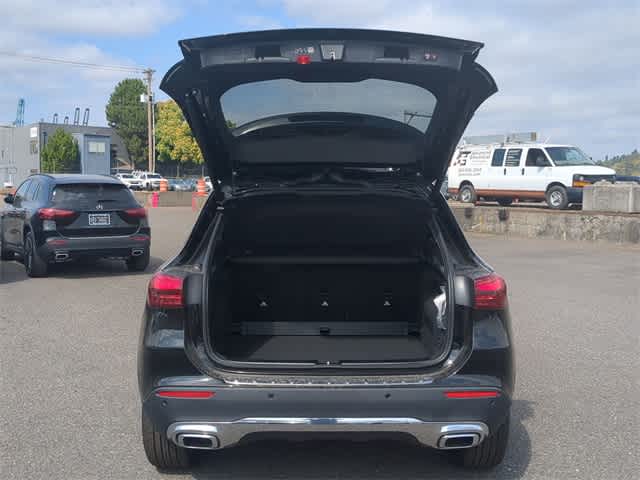 Thumbnail: 2026 Mercedes-Benz GLA - 34