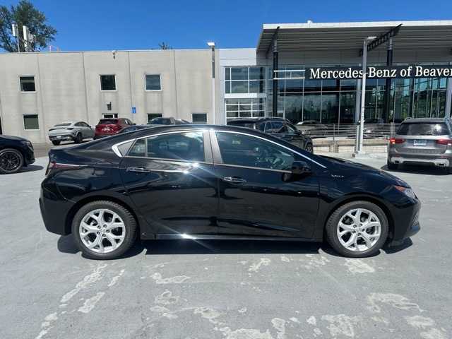 Thumbnail: 2018 Chevrolet Volt - 4