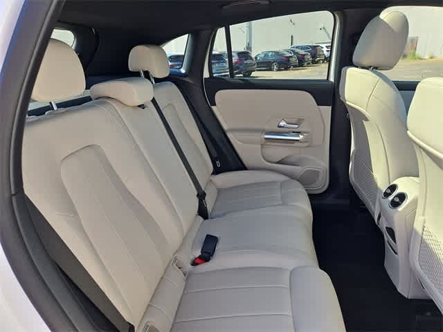 Thumbnail: 2025 Mercedes-Benz GLA - 22