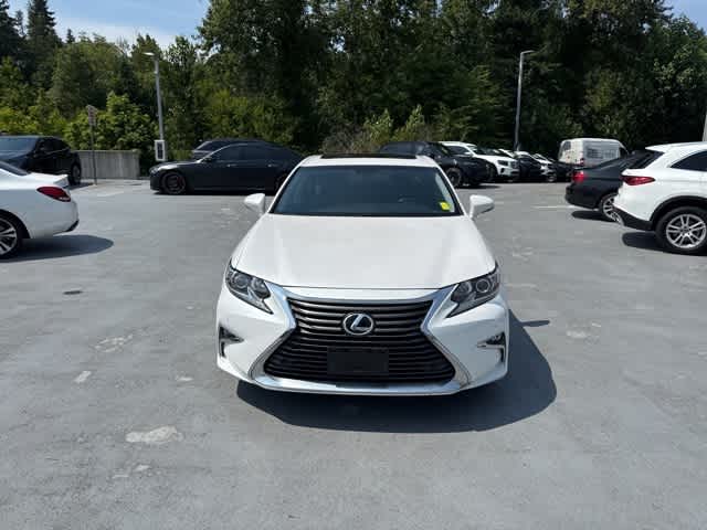 Thumbnail: 2016 Lexus ES - 2