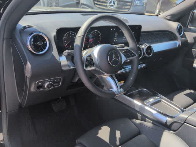 Thumbnail: 2026 Mercedes-Benz GLB - 10