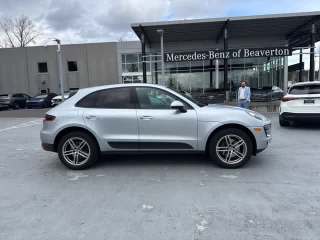 Thumbnail: 2018 Porsche Macan - 4