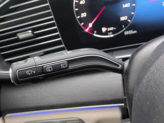 Thumbnail: 2026 Mercedes-Benz GLE - 25