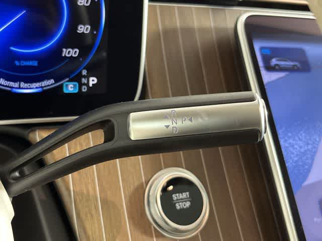 Thumbnail: 2023 Mercedes-Benz EQS - 33