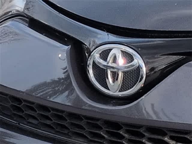Thumbnail: 2016 Toyota RAV4 - 11