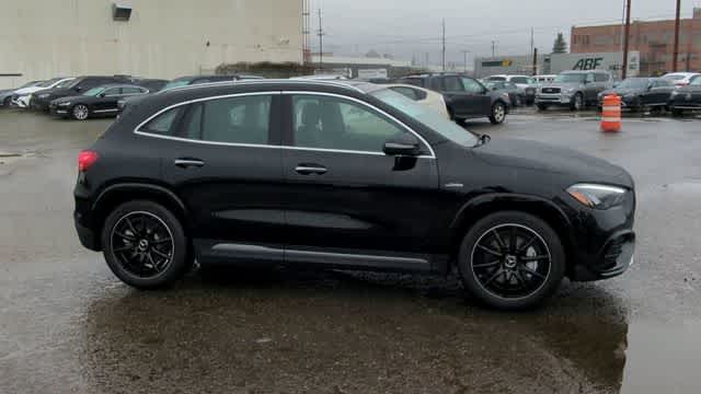 Thumbnail: 2025 Mercedes-Benz GLA - 9
