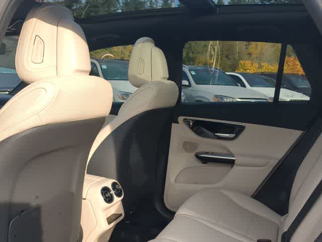 Thumbnail: 2026 Mercedes-Benz GLC - 18