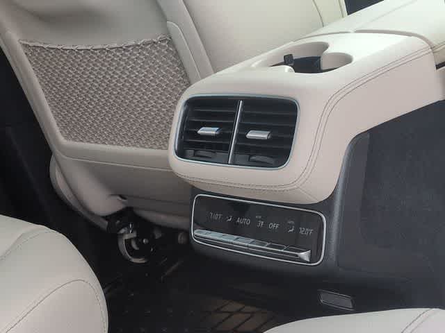 Thumbnail: 2026 Mercedes-Benz GLS - 22