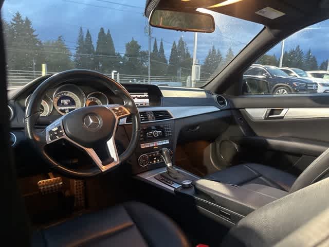 Thumbnail: 2013 Mercedes-Benz C-Class - 12