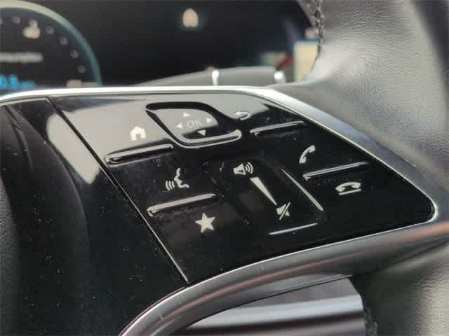 Thumbnail: 2022 Mercedes-Benz E-Class - 26