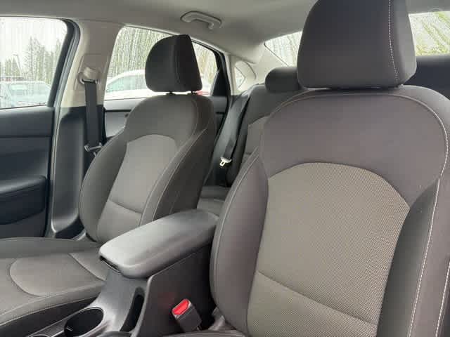 Thumbnail: 2024 Kia Forte - 13