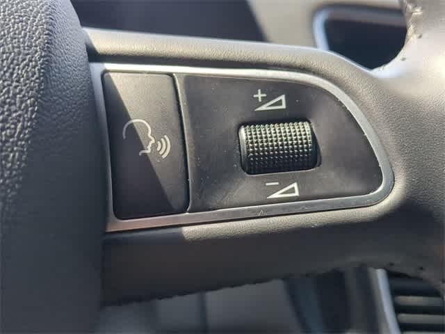 Thumbnail: 2012 Audi Q5 - 27