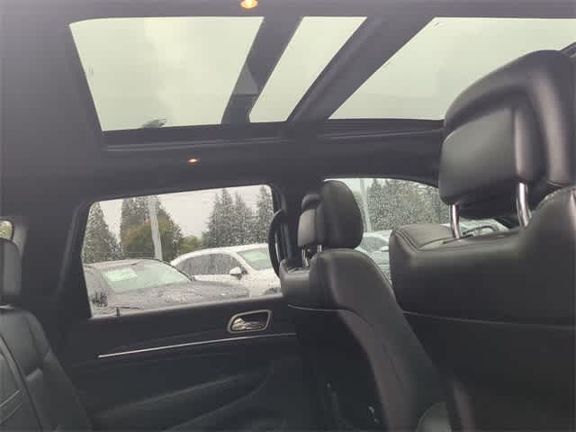 Thumbnail: 2016 Jeep Grand Cherokee - 23